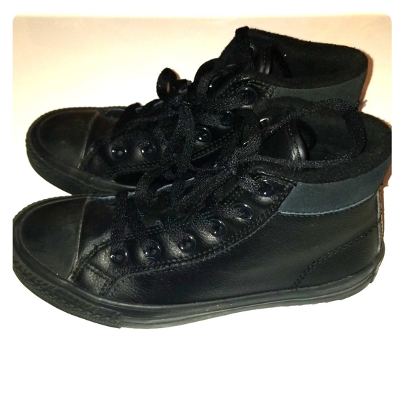 size 2 leather converse
